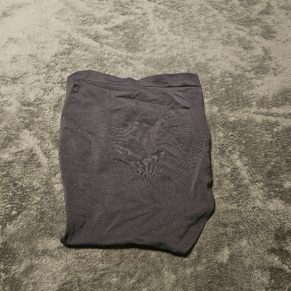 Tummy Seamless shapewear SzM - Picture 6 of 8